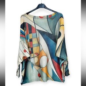 Made in Italy beautiful oversized graphic Tunic